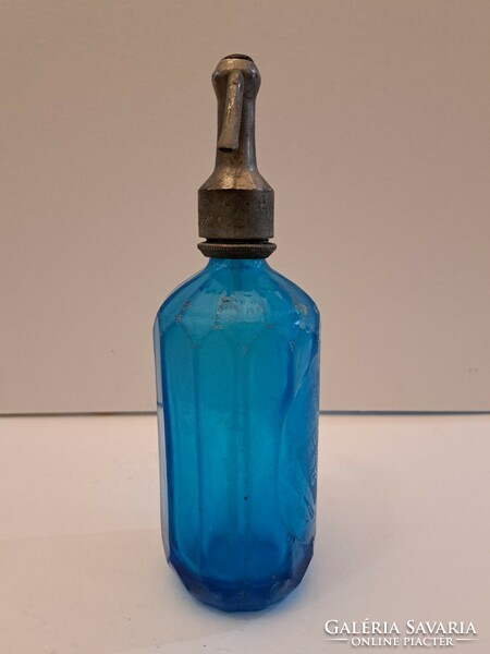 Félliteres Hungária feliratos, díszített kék szódásüveg