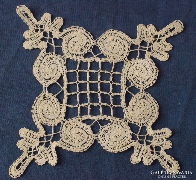 Small tablecloth beaten lace 18 x 19 cm handmade