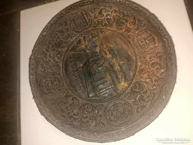 Cast iron plate approx