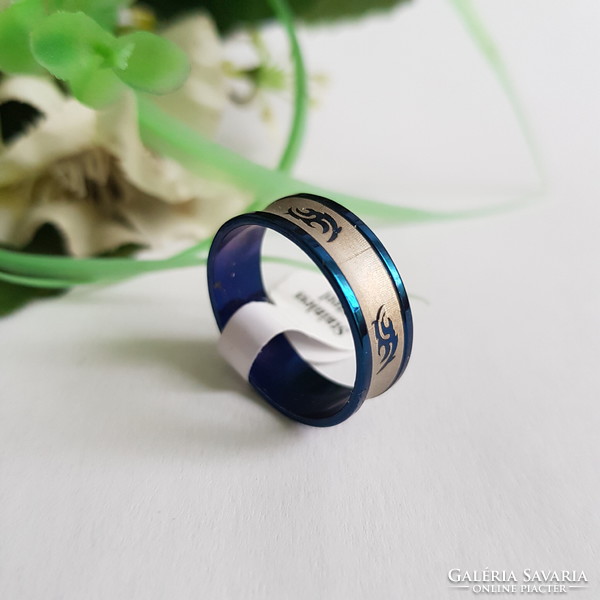 ÚJ, kék színű, ezüst csíkos, kék mintás gyűrű – USA 10 / EU 62 / Ø20mm