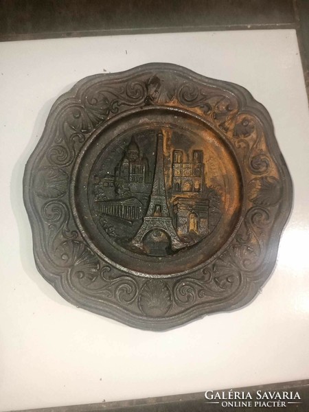 Cast iron plate