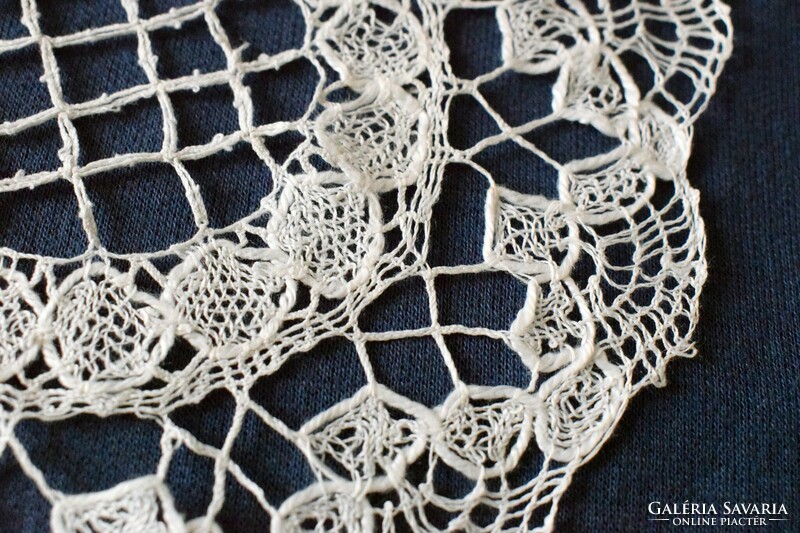 Small tablecloth, beaten lace 15.5 cm handmade