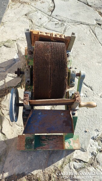 Rare antique carding machine mechanical wool comb