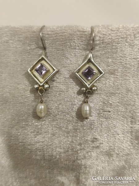 Elegant silver earrings with an amethyst stone and a small cultured pearl