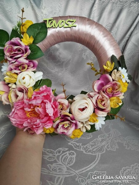 Romantic spring pastel with knocking flowers