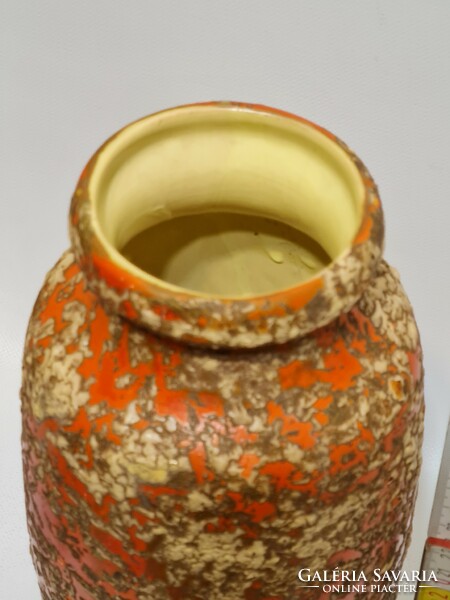 Tófej, fröcskölt fehér mázfoltos, narancssárga mázas, szűkszájú nagy kerámia váza (2911)