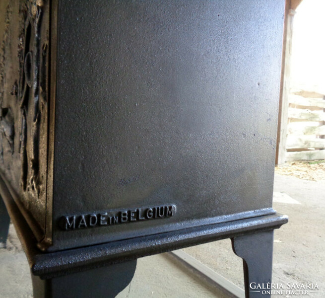 Nestor Martin cast iron stove