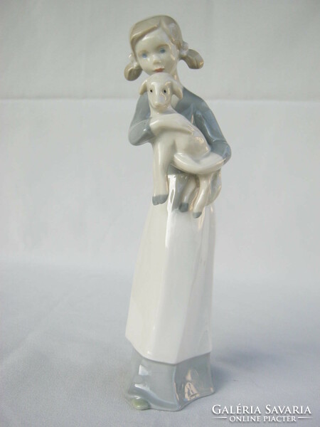 Német Lippelsdorf porcelán lány báránnyal 20 cm