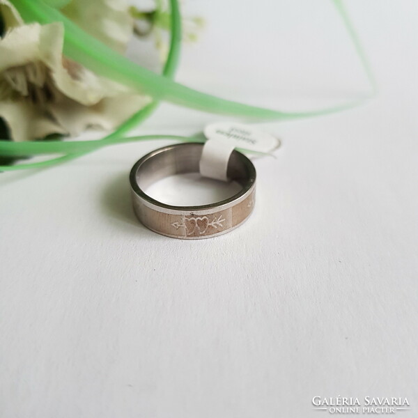 New, silver-colored, frosted ring with heart pattern - usa 8 / eu 57 / ø18mm