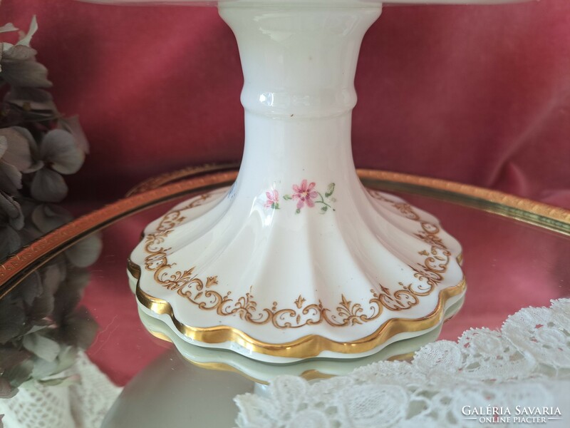 Crown Staffordshire finom csontporcelán talpas kínáló