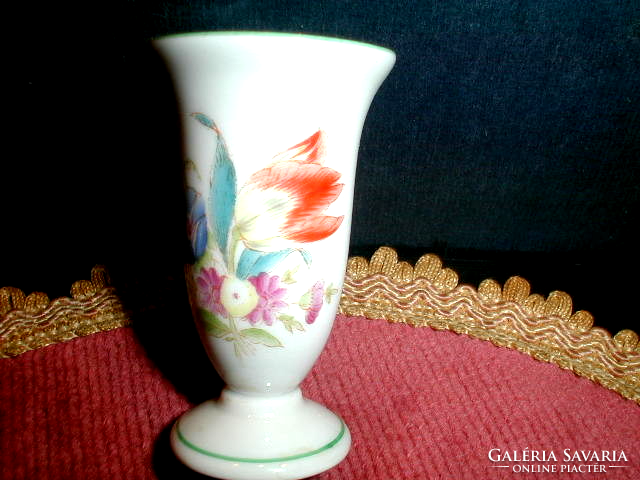 Herend antique flower pattern mini vase.1943