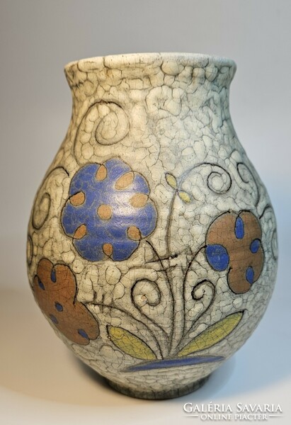 Gorka Géza- Szarvasos váza