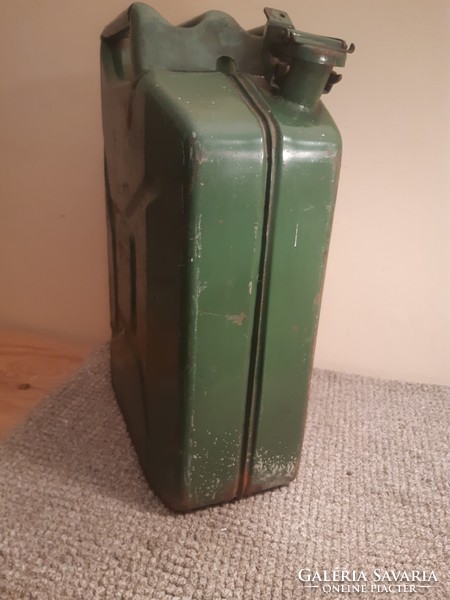 Old 20 liter marble kettle