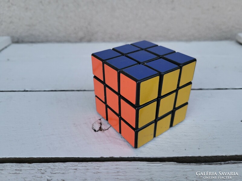 Magic cube_rubik's cube_original_retro logic game