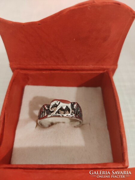 Silver ring with elephant pattern
