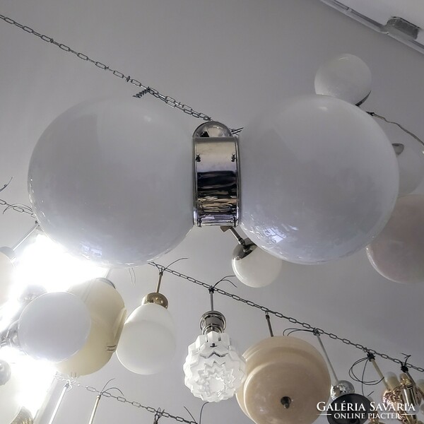 Bauhaus nikkelezett 2 égős csillár felújítva - nagy méretű tejüveg gömb búrák