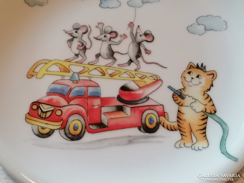 Fireman cat with dancing mice, very rare story plate from the seventies