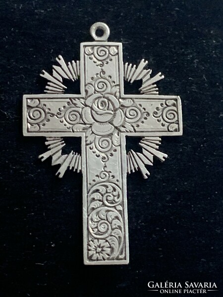Silver cross medal-from the 1900s-with the inscription 1948 on the back-(00 fineness-