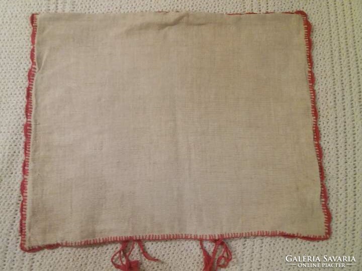 Old decorative cushion cover from Kalotaszeg, embroidered with writing