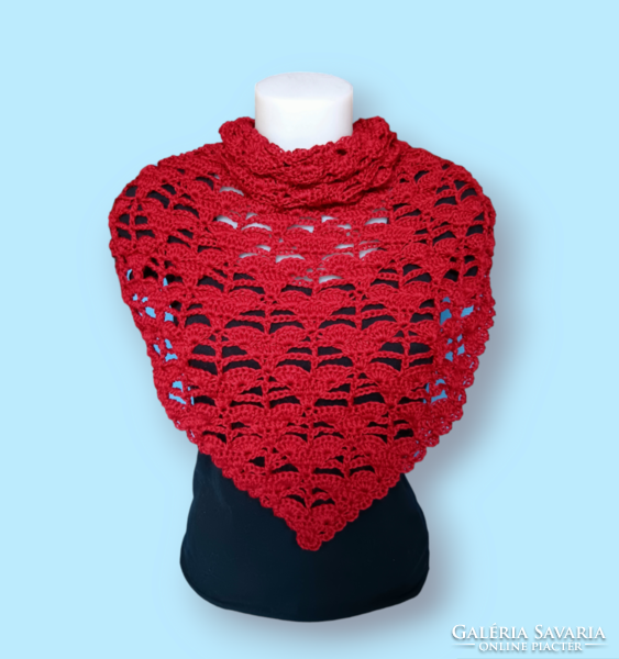 Crochet scarf - burgundy hearts
