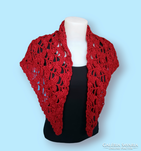 Crochet scarf - burgundy hearts