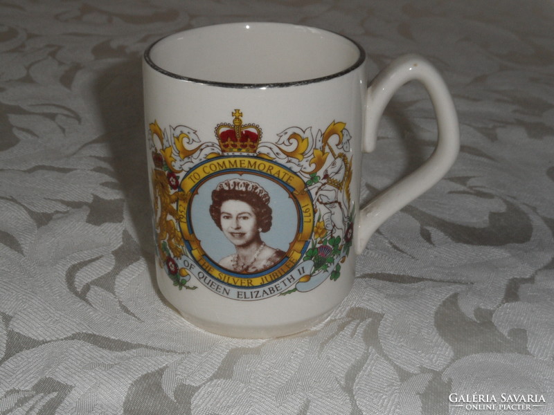 II. Queen Elizabeth jubilee porcelain cup, mug (1952-1977)