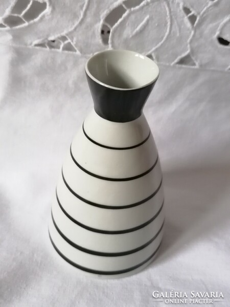 Nagyon ritka, Kőbányai fekete fehér csíkos modern váza