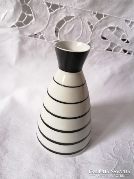 Nagyon ritka, Kőbányai fekete fehér csíkos modern váza