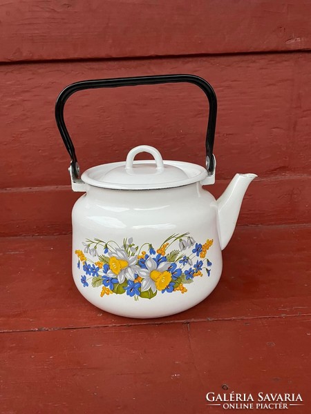 Beautiful 3 Liter Floral Daffodil Enamel Teapot Teapot Floral