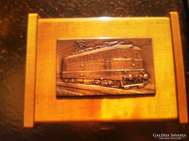 Locomotive wooden card box