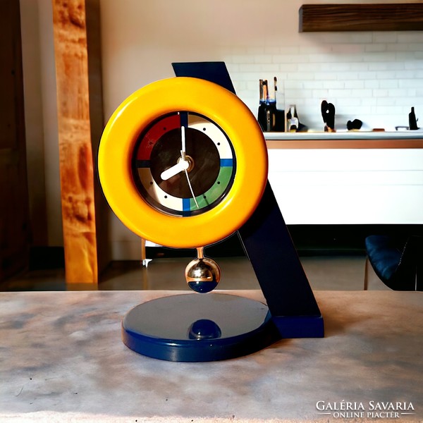 Retro, space age design table clock