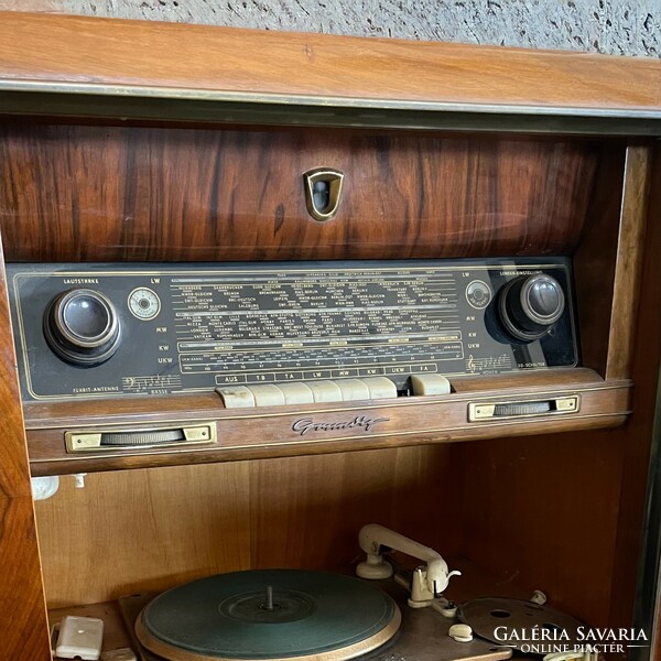 Retro, vintage Grundig zeneszekrény, sideboard