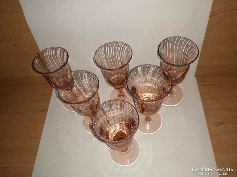 Set of coral-colored glass stemmed glasses, 6 pieces in one - core. 12.5 cm (7/k)