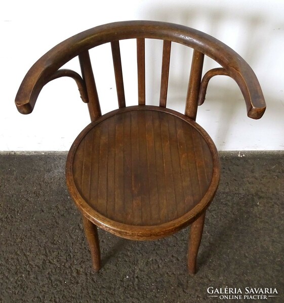 1P512 Antik körkarfás Thonet jellegű STABIL szék