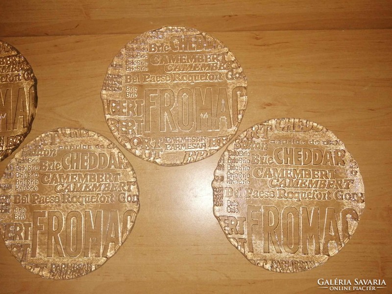 Glass small plate with cheese names 4 in one - 18.5 cm (2p-1)