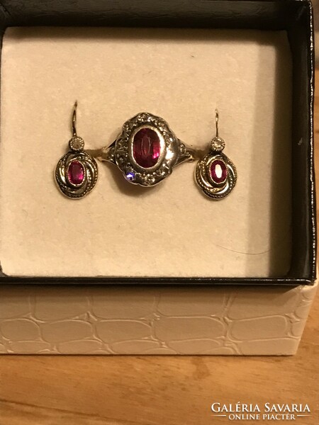 Antique gold earrings and ring with diamonds and rubies