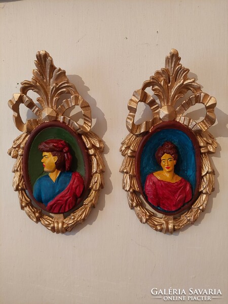 Pair of baroque wall decorations