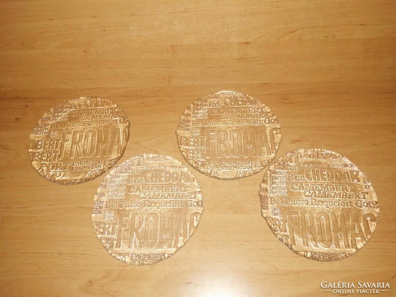 Glass small plate with cheese names 4 in one - 18.5 cm (2p-1)