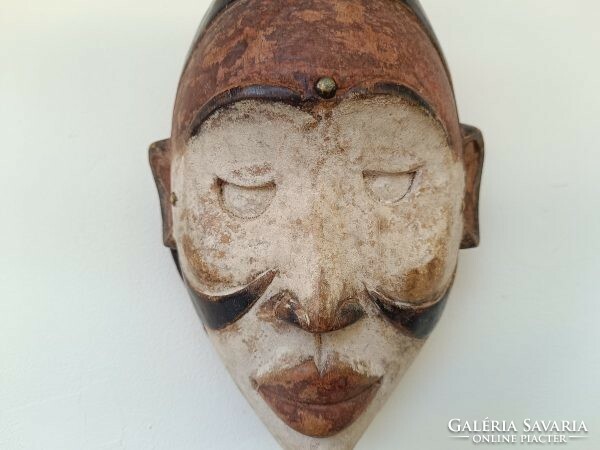 Antik afrikai maszk Bakongo népcsoport Kongó 446 fal 23 7808