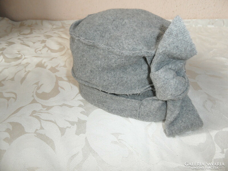 Accessori gray textile women's hat, cap, headgear