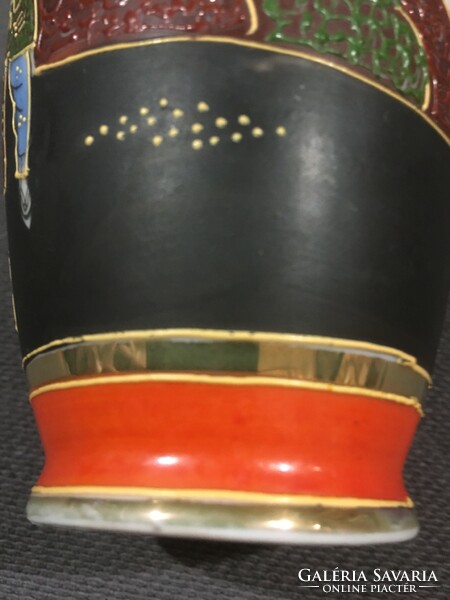 Marked satsuma vase in perfect condition!!!!! 13.5X 7 cm !!!