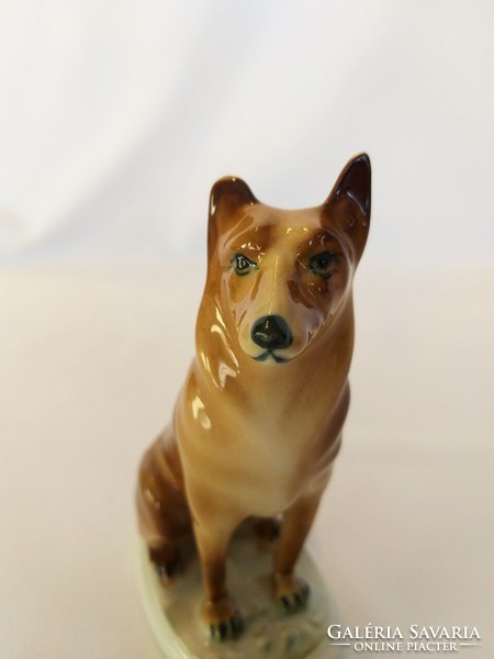 Zsolnay dog figurine (no.: 24/211.)