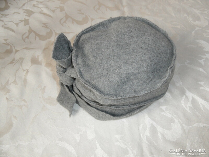 Accessori gray textile women's hat, cap, headgear
