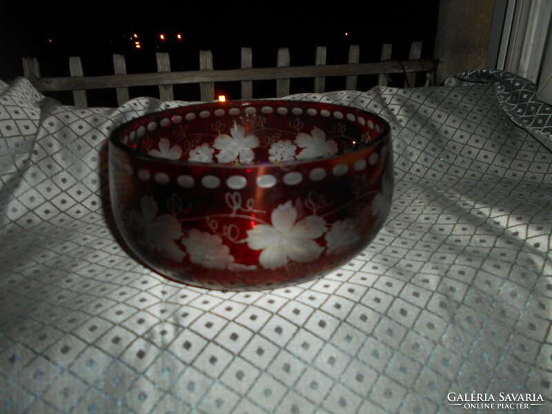 Heavy polished bay bowl - grape pattern