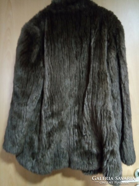 Women's fur coat!