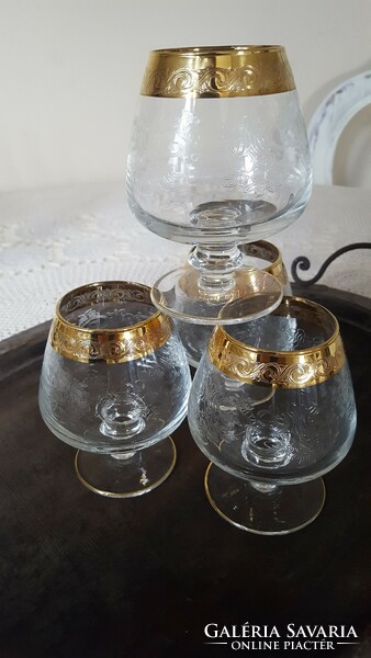 Csodaszép Murano Medici,arany szegélyes konyakos pohár 4 db.