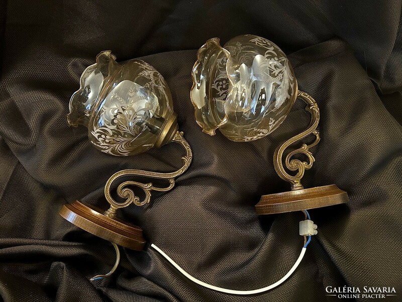 Romantikus üvegburás szecessziós jellegű falikar pár