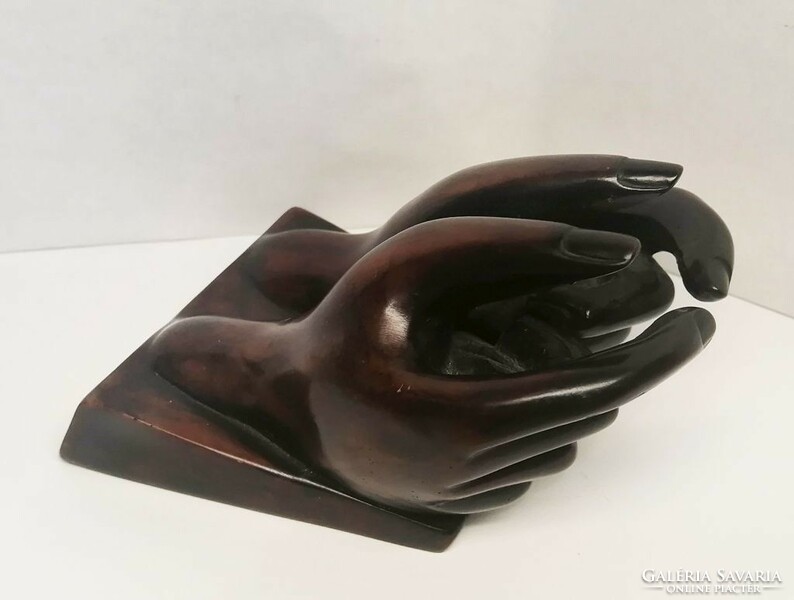 Envelope holder desktop paperweight sculpture. Hand sculpting