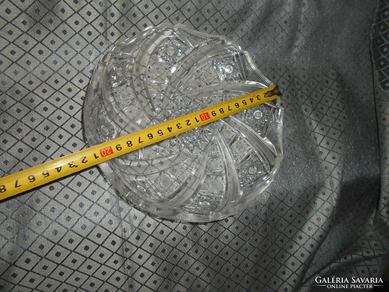 Ólomkristály  tál -súlyos, masszív darab 20 cm