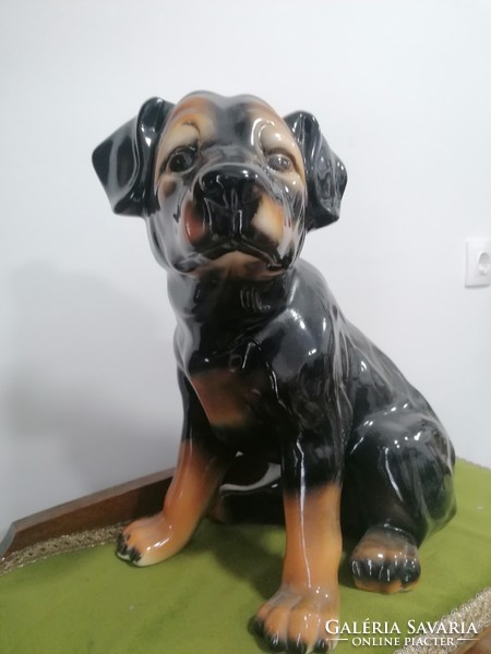 Nagyméretű kerámia kutya szobor
